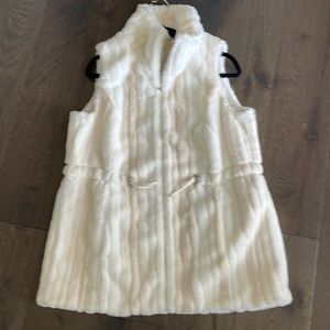 Faux Fur Vest Zip Up. Drawstring waist. Off white/cream. Luxuriously soft.